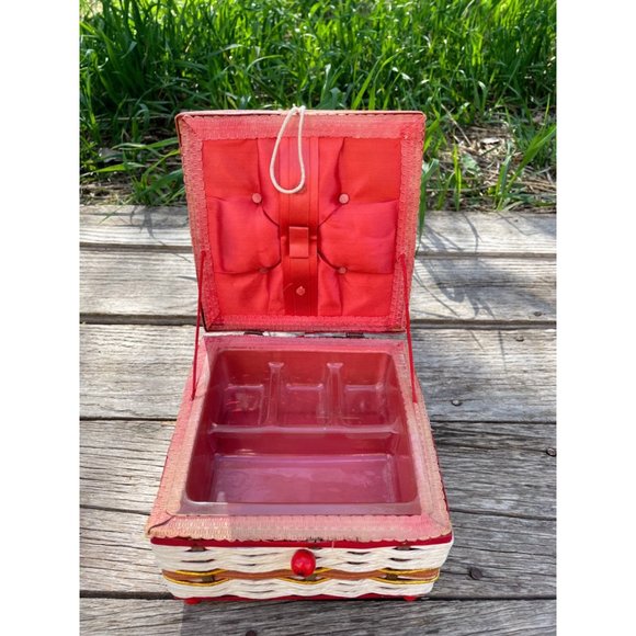 Vintage raffia straw Small Sewing Box Retro Red - Picture 6 of 15